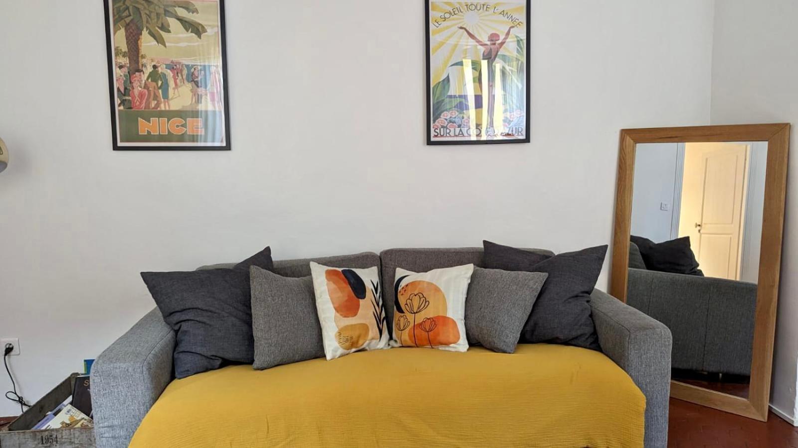 Typique - 2 Bedrooms,Typical Apartment-Old Town Νίκαια Εξωτερικό φωτογραφία