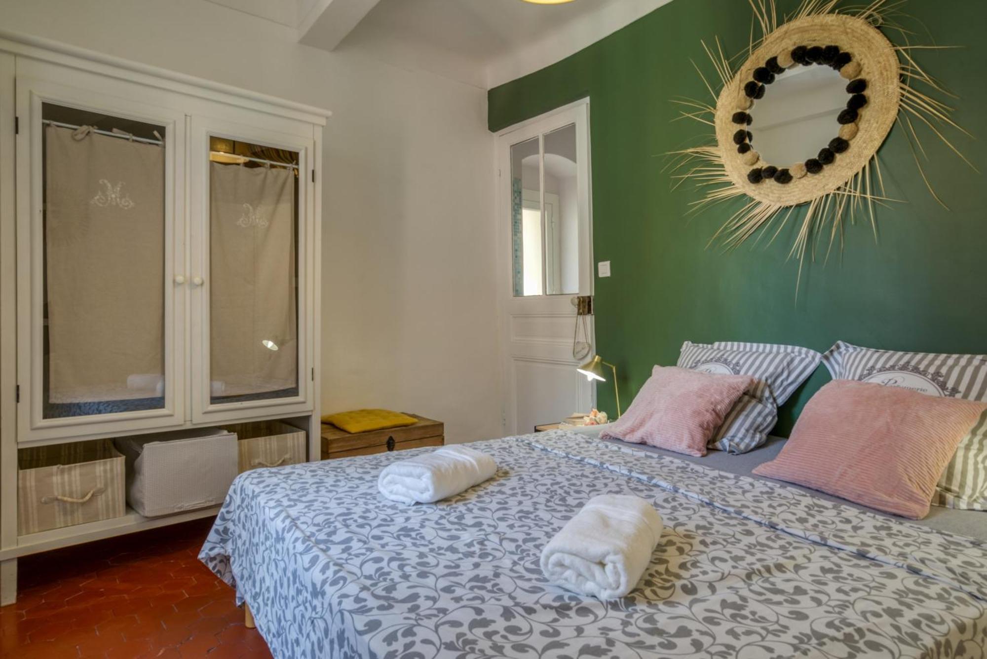 Typique - 2 Bedrooms,Typical Apartment-Old Town Νίκαια Εξωτερικό φωτογραφία